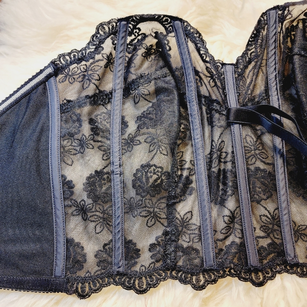 Vintage Victoria's Secret Bustier Corset Top - Picture 7 of 7